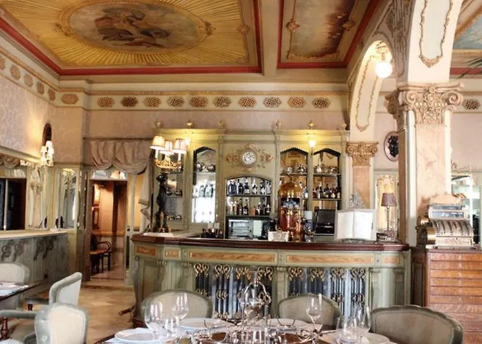 Del Mercado Little Cádiz