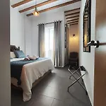 Del Mercado Little 아파트 *